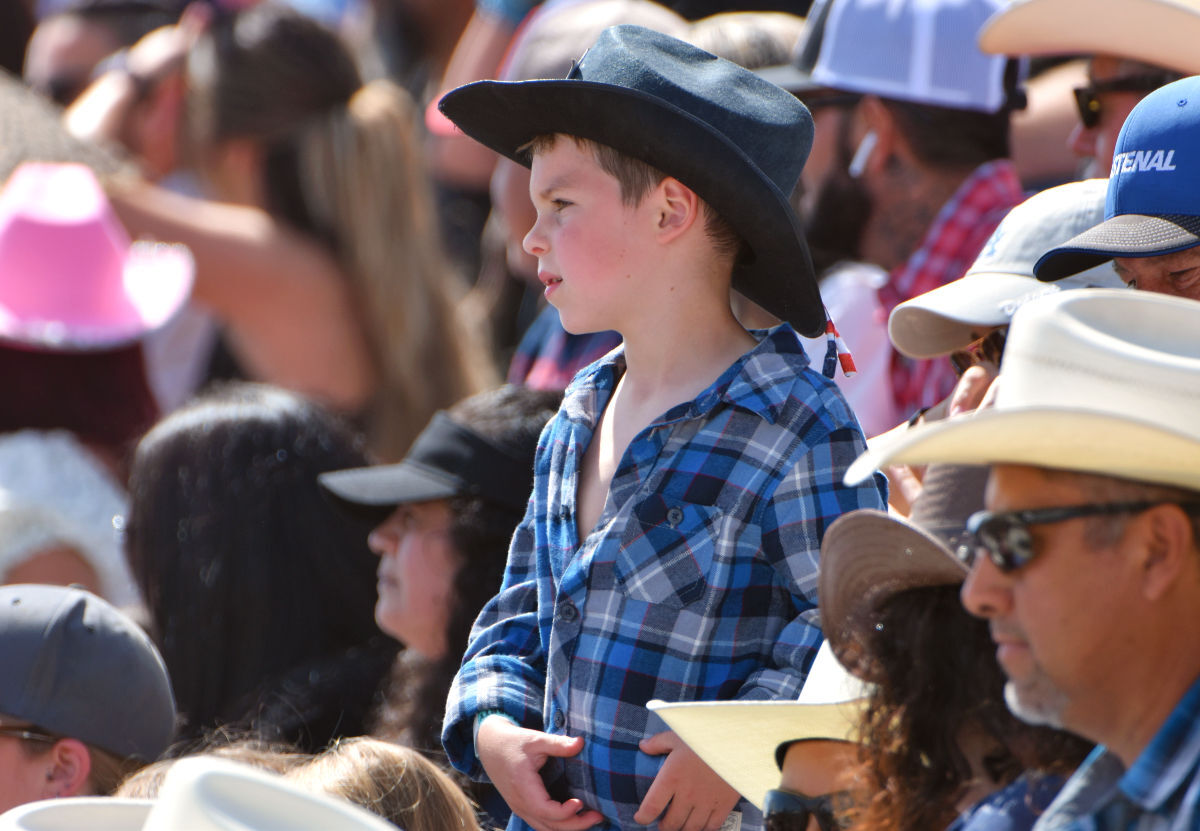 090521-smt-news-elks-rodeo-007.jpg